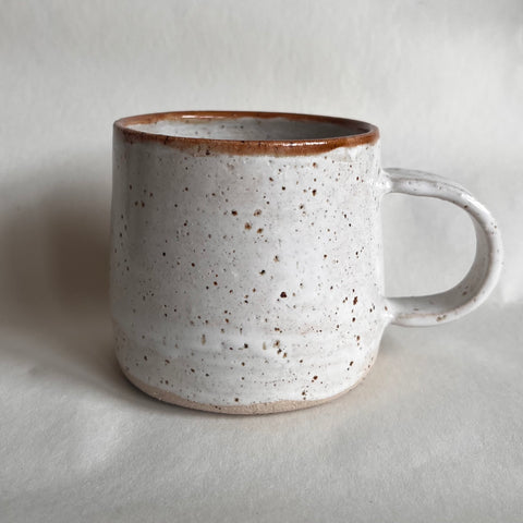 MUG - (Large) Sand with rust rim detail